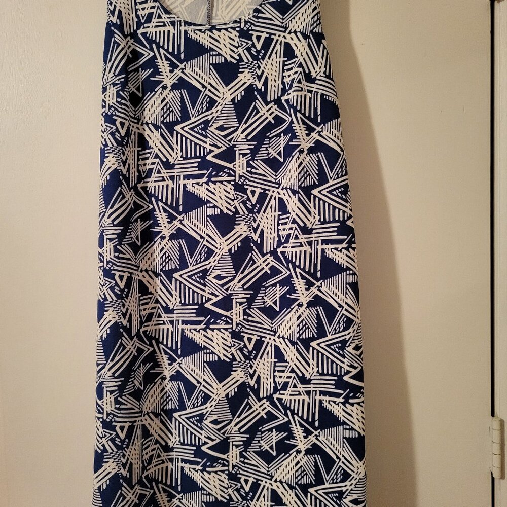 NWOT Ladies Summer Dress "Travel Elements" (L) Multi Blue/White Pattern